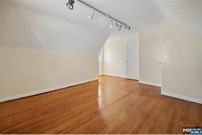 9-14 6th Street, Fair Lawn, NJ 07410 - Photo 19