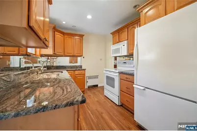 9-14 6th Street, Fair Lawn, NJ 07410 - Photo 7