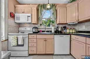 30 Elm St, Ridgefield Park, NJ 07660 - Photo 11