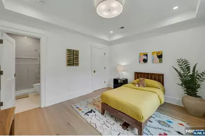 84 Watchung Avenue, Montclair, NJ 07043 - Photo 23