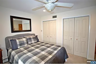 226 Irving Place, Lyndhurst Township, NJ 07071 - Photo 7