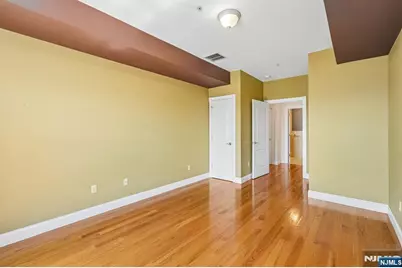 411-419 Chestnut 3 B #3 B, Newark, NJ 07105 - Photo 31
