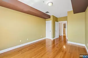 411-419 Chestnut 3 B, Newark, NJ 07105 - Photo 31