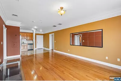 411-419 Chestnut 3 B #3 B, Newark, NJ 07105 - Photo 9