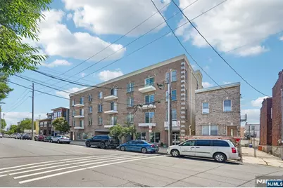 411-419 Chestnut 3 B #3 B, Newark, NJ 07105 - Photo 5