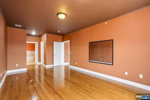 411-419 Chestnut 3 B, Newark, NJ 07105 - Photo 17