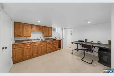11 Hanover Place, Glen Rock, NJ 07452 - Photo 37