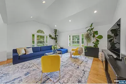 11 Hanover Place, Glen Rock, NJ 07452 - Photo 5