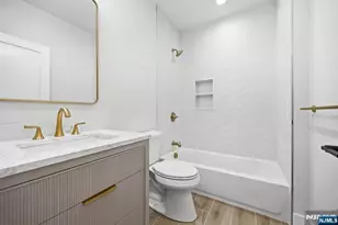 77 Elmwood Dr, Livingston, NJ 07039 - Photo 27