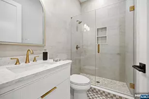 77 Elmwood Dr, Livingston, NJ 07039 - Photo 23