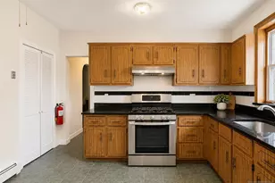 40 Worth St, South Hackensack Township, NJ 07606 - Photo 5