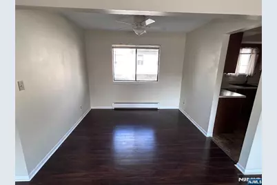 168 Diamond Bridge Avenue 1 #1, Hawthorne, NJ 07506 - Photo 5