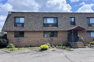 168 Diamond Bridge Ave 1, Hawthorne, NJ 07506 - Photo 3
