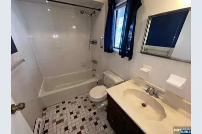 168 Diamond Bridge Avenue 1 #1, Hawthorne, NJ 07506 - Photo 13