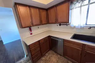 168 Diamond Bridge Ave 1, Hawthorne, NJ 07506 - Photo 7