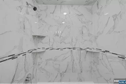 58 Vermont Avenue, Newark, NJ 07106 - Photo 15