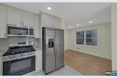 58 Vermont Avenue, Newark, NJ 07106 - Photo 5