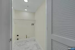 58 Vermont Ave, Newark, NJ 07106 - Photo 21