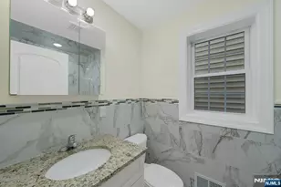 58 Vermont Ave, Newark, NJ 07106 - Photo 9