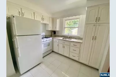 175 Euclid Avenue 2nd Flooor #2nd Flooor, Ridgefield Park, NJ 07660 - Photo 7