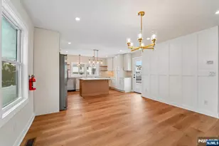 324 Thomas Ave, Lyndhurst Township, NJ 07071 - Photo 13