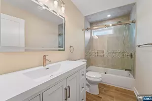 324 Thomas Ave, Lyndhurst Township, NJ 07071 - Photo 35