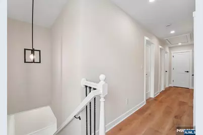 324 Thomas Avenue, Lyndhurst Township, NJ 07071 - Photo 21