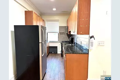 855 Broad Avenue B2 #B2, Ridgefield, NJ 07657 - Photo 5