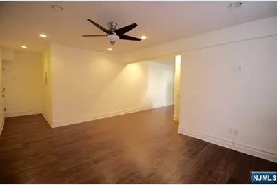 855 Broad Avenue B2 #B2, Ridgefield, NJ 07657 - Photo 9
