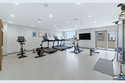 37 Orange Road 401 #401, Montclair, NJ 07042 - Photo 15