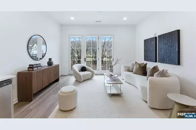 37 Orange Road 401 #401, Montclair, NJ 07042 - Photo 3