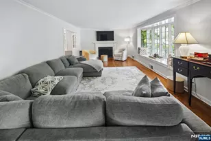 9 Coleridge Rd, Millburn, NJ 07078 - Photo 11