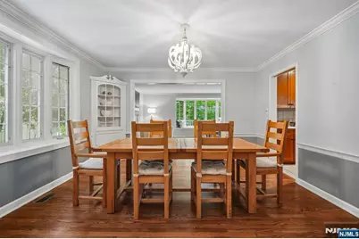 9 Coleridge Road, Millburn, NJ 07078 - Photo 13