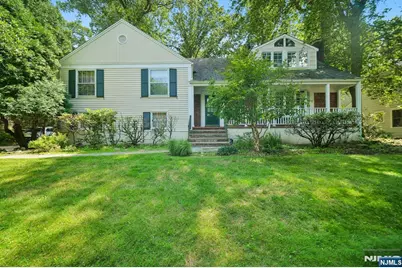 9 Coleridge Road, Millburn, NJ 07078 - Photo 1