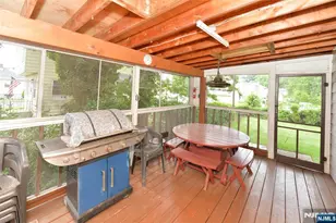151 Hickory Ave, Bergenfield, NJ 07621 - Photo 21