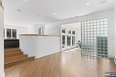 1 Hemlock Drive, Cresskill, NJ 07626 - Photo 3