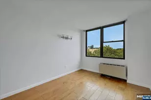 9019 Wall 6B, North Bergen, NJ 07047 - Photo 5