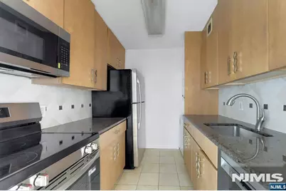 9019 Wall 6B #6B, North Bergen, NJ 07047 - Photo 9