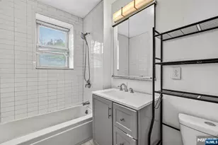 19 Lyons 204, Newark, NJ 07112 - Photo 11