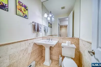 27 Harrington Court, Harrington Park, NJ 07640 - Photo 9