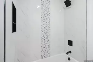 647 10th St, Newark, NJ 07108 - Photo 17