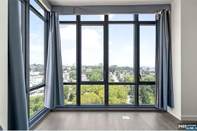 320 Adolphus Avenue 1102 #1102, Cliffside Park, NJ 07010 - Photo 13