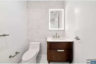 320 Adolphus Avenue 1102 #1102, Cliffside Park, NJ 07010 - Photo 11