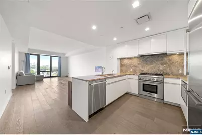 320 Adolphus Avenue 1102 #1102, Cliffside Park, NJ 07010 - Photo 5