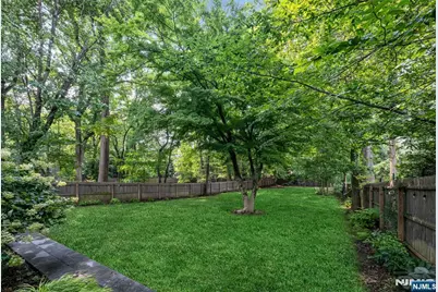 52 Bliss Avenue, Tenafly, NJ 07670 - Photo 37
