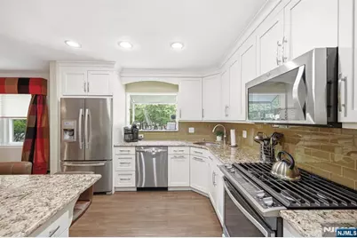 213 Alberon Drive, Park Ridge, NJ 07656 - Photo 11