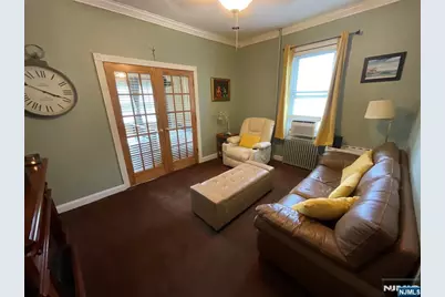292 Orient Way, Lyndhurst Township, NJ 07071 - Photo 5