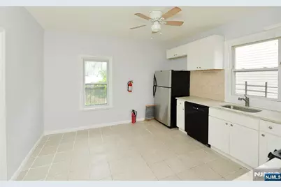 45-47 Hedden Terrace, Newark, NJ 07108 - Photo 5
