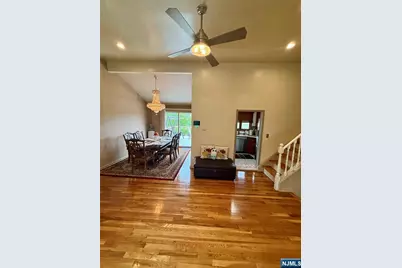 114 Sandra Drive, Totowa, NJ 07512 - Photo 7