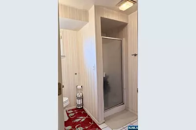 114 Sandra Drive, Totowa, NJ 07512 - Photo 27